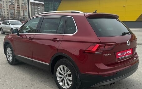 Volkswagen Tiguan II, 2017 год, 2 790 000 рублей, 3 фотография