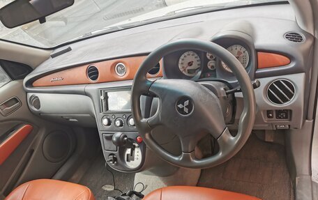 Mitsubishi Airtrek, 2002 год, 550 000 рублей, 6 фотография