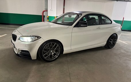 BMW 2 серия F22, 2014 год, 1 900 000 рублей, 3 фотография