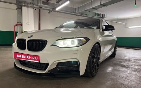 BMW 2 серия F22, 2014 год, 1 900 000 рублей, 2 фотография