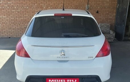 Peugeot 308 II, 2011 год, 589 000 рублей, 3 фотография