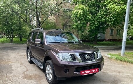 Nissan Pathfinder, 2013 год, 1 820 000 рублей, 2 фотография