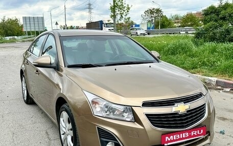 Chevrolet Cruze II, 2013 год, 870 000 рублей, 3 фотография