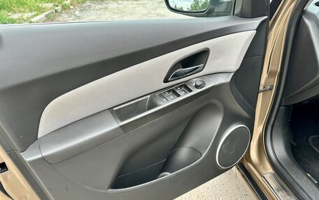 Chevrolet Cruze II, 2013 год, 870 000 рублей, 13 фотография
