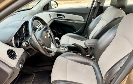 Chevrolet Cruze II, 2013 год, 870 000 рублей, 19 фотография