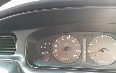 Nissan Bluebird XI, 2001 год, 300 000 рублей, 32 фотография