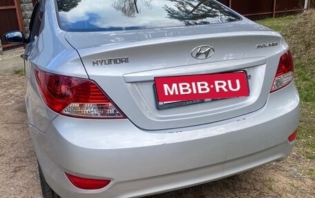 Hyundai Solaris II рестайлинг, 2011 год, 750 000 рублей, 3 фотография
