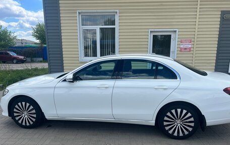 Mercedes-Benz E-Класс, 2016 год, 3 555 000 рублей, 2 фотография