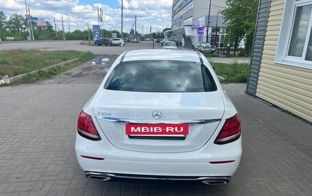 Mercedes-Benz E-Класс, 2016 год, 3 555 000 рублей, 4 фотография