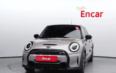 MINI Hatch, 2021 год, 2 399 000 рублей, 3 фотография