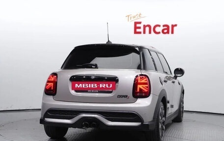 MINI Hatch, 2021 год, 2 399 000 рублей, 4 фотография
