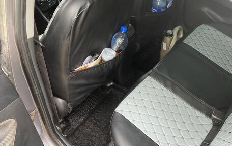 Hyundai Solaris II рестайлинг, 2011 год, 570 000 рублей, 10 фотография