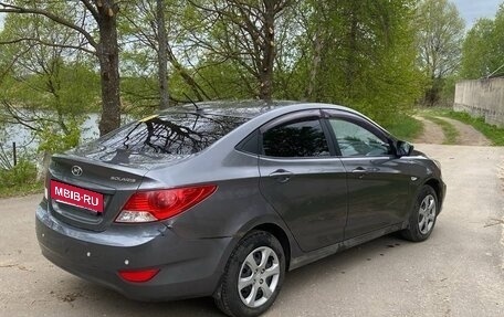 Hyundai Solaris II рестайлинг, 2011 год, 570 000 рублей, 5 фотография