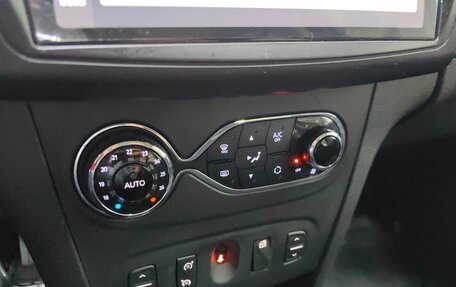 Renault Sandero II рестайлинг, 2018 год, 818 000 рублей, 15 фотография