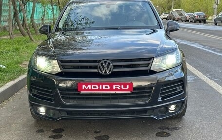 Volkswagen Touareg III, 2011 год, 2 799 000 рублей, 11 фотография