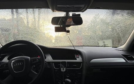 Audi A4, 2010 год, 1 250 000 рублей, 13 фотография