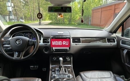 Volkswagen Touareg III, 2015 год, 3 120 000 рублей, 13 фотография