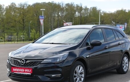 Opel Astra K, 2020 год, 1 490 000 рублей, 4 фотография