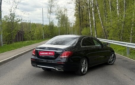 Mercedes-Benz E-Класс, 2020 год, 4 700 000 рублей, 5 фотография