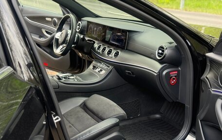 Mercedes-Benz E-Класс, 2020 год, 4 700 000 рублей, 11 фотография