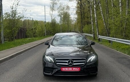 Mercedes-Benz E-Класс, 2020 год, 4 700 000 рублей, 3 фотография