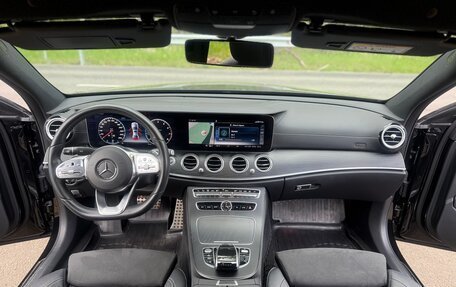 Mercedes-Benz E-Класс, 2020 год, 4 700 000 рублей, 14 фотография