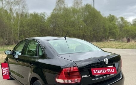 Volkswagen Polo VI (EU Market), 2011 год, 740 000 рублей, 2 фотография