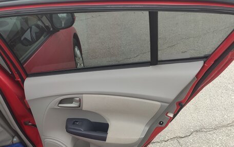 Honda Insight II рестайлинг, 2009 год, 750 000 рублей, 15 фотография