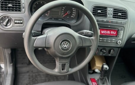 Volkswagen Polo VI (EU Market), 2011 год, 740 000 рублей, 22 фотография