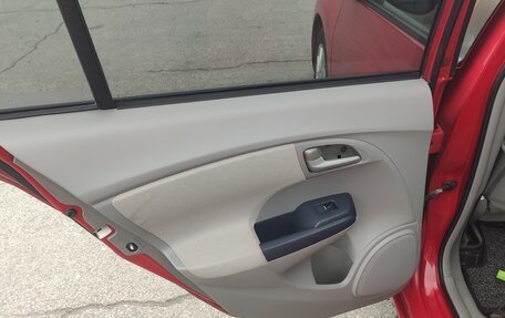 Honda Insight II рестайлинг, 2009 год, 750 000 рублей, 17 фотография