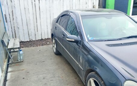 Mercedes-Benz C-Класс, 2005 год, 600 000 рублей, 7 фотография