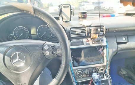 Mercedes-Benz C-Класс, 2005 год, 600 000 рублей, 9 фотография
