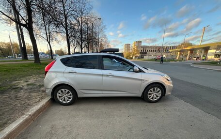 Hyundai Solaris II рестайлинг, 2012 год, 900 000 рублей, 2 фотография
