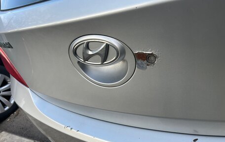 Hyundai Solaris II рестайлинг, 2012 год, 900 000 рублей, 10 фотография