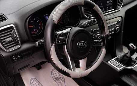 KIA Sportage IV рестайлинг, 2019 год, 2 159 000 рублей, 12 фотография