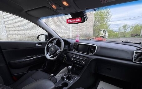 KIA Sportage IV рестайлинг, 2019 год, 2 159 000 рублей, 14 фотография