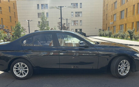 BMW 3 серия, 2015 год, 1 560 000 рублей, 4 фотография