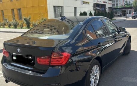 BMW 3 серия, 2015 год, 1 560 000 рублей, 8 фотография