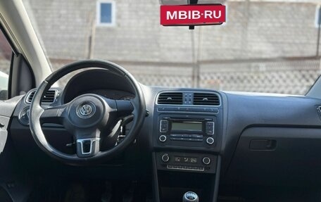 Volkswagen Polo VI (EU Market), 2011 год, 850 000 рублей, 9 фотография