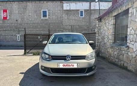 Volkswagen Polo VI (EU Market), 2011 год, 850 000 рублей, 3 фотография