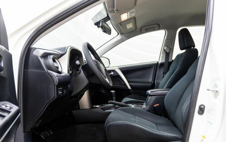 Toyota RAV4, 2015 год, 2 158 000 рублей, 16 фотография