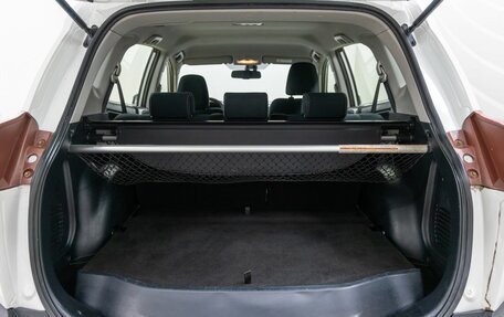 Toyota RAV4, 2015 год, 2 158 000 рублей, 36 фотография