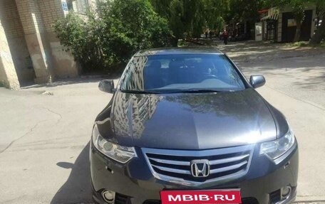 Honda Accord VIII рестайлинг, 2012 год, 1 250 000 рублей, 1 фотография