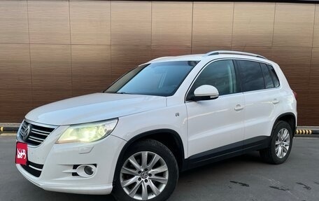 Volkswagen Tiguan I, 2010 год, 939 000 рублей, 1 фотография