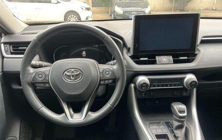 Toyota RAV4, 2021 год, 2 423 200 рублей, 6 фотография