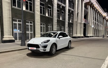 Porsche Macan I рестайлинг, 2017 год, 3 950 000 рублей, 2 фотография