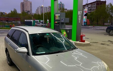 Nissan Wingroad III, 2002 год, 315 000 рублей, 2 фотография