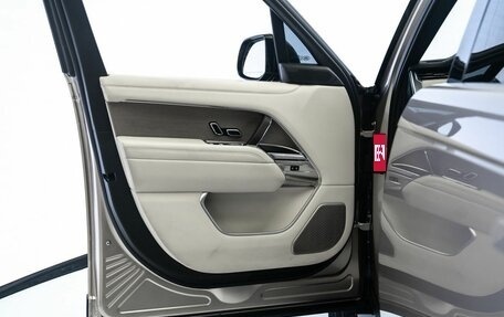 Land Rover Range Rover IV рестайлинг, 2022 год, 17 500 000 рублей, 15 фотография