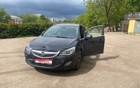 Opel Astra J, 2011 год, 600 000 рублей, 4 фотография