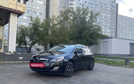 Opel Astra J, 2011 год, 600 000 рублей, 7 фотография